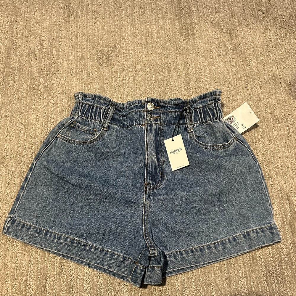NWT Forever 21 denim shorts